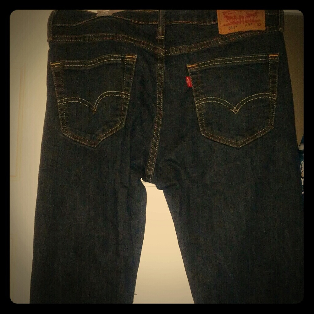 Men's Levis jeans 34×32 dark denim